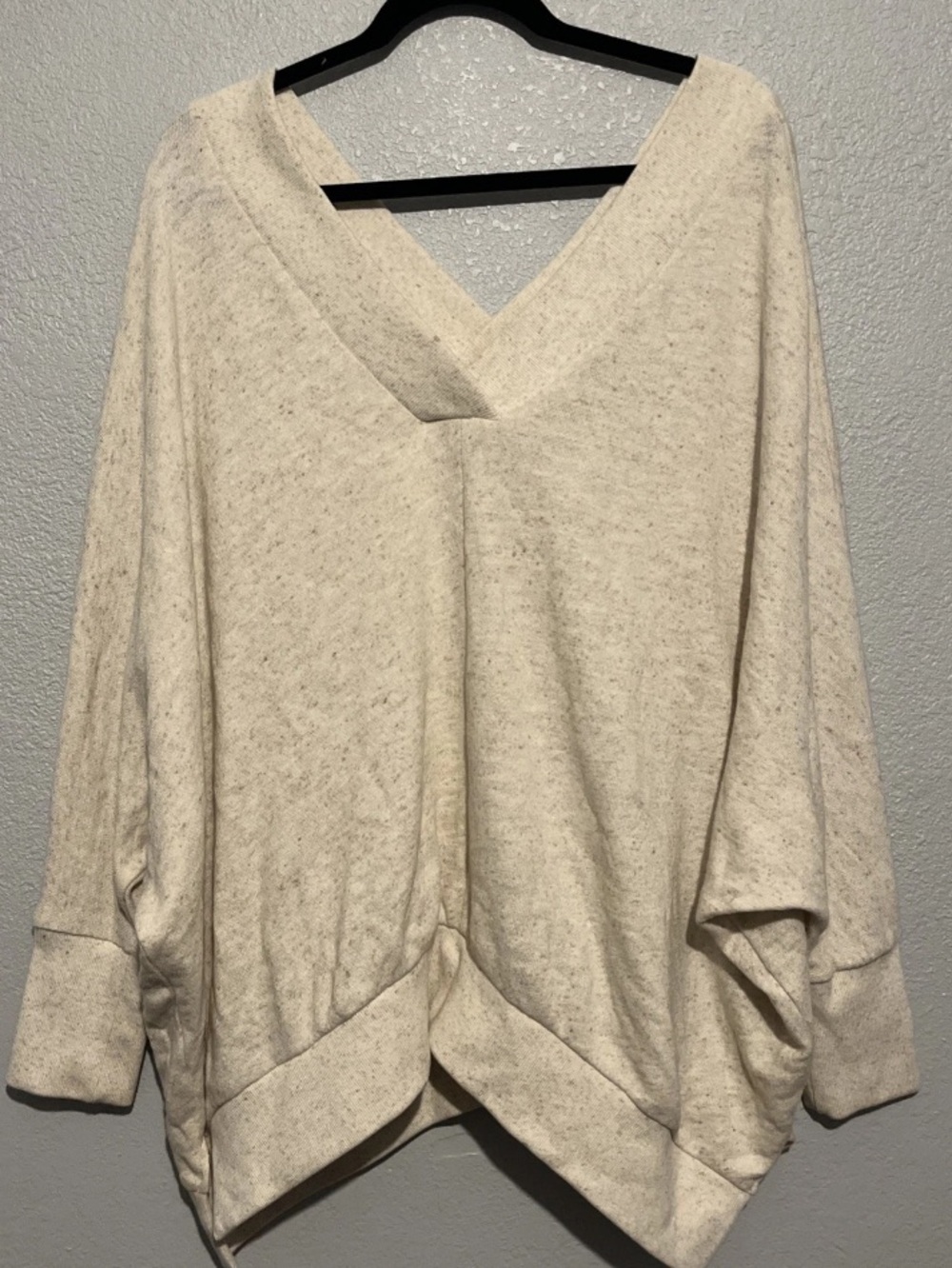 Lou & Grey Cream Deep V Oversized Lightweight Knit Top Size M/L Cotton Sweater